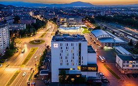 Kronwell Brasov Hotel